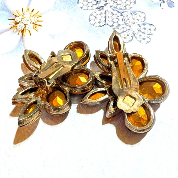 1980s Designer Signed Todd Anthony Crystal Runway Style Earrings - Picture 2 of 5